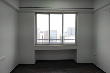 Room in 2 BHK Apartment at Lodha Aurum, Kanjurmarg East – for Rent