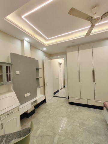 Kitchen in 3 BHK Builder Floor at Ansal Sushant Lok I, Sector 43 – for Rent