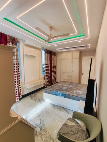 Bedroom in 3 BHK Builder Floor at Ansal Sushant Lok I, Sector 43 – for Rent