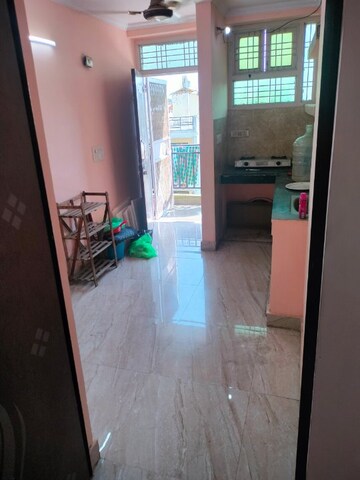 Room in 1.5 BHK Builder Floor at Khirki Extension – for Rent