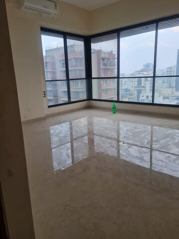 Room in 2 BHK Apartment at Himath Ghar Khar West, Khar West – for Rent