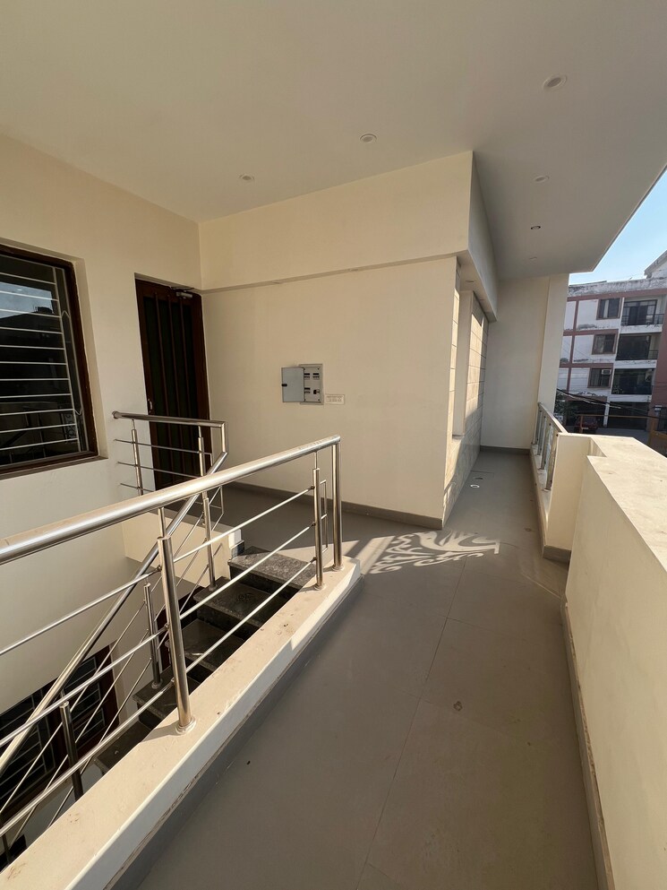 Balcony, kharar mohali road 4 Bedroom 117 Sq.Yd. Villa In Kharar Mohali Road Kharar 8162450