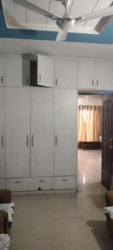 Room in 3 BHK Builder Floor at Peer Mucchalla – for Rent