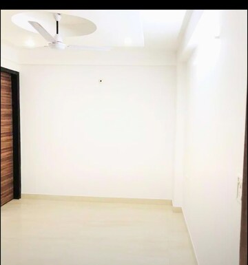 Room in 2 BHK Builder Floor at Mehrauli – for Rent