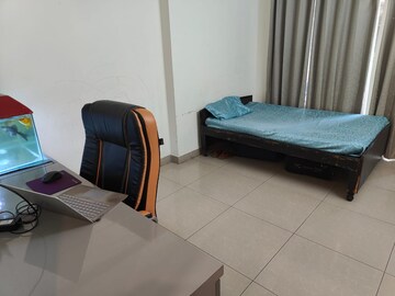 Bedroom in 3 BHK Apartment at Express Zenith, Sector 77 – for Sale