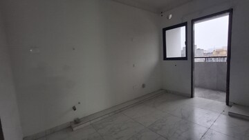 Room in 3 BHK Apartment at Rajapushpa Provincia, Narsingi – for Sale