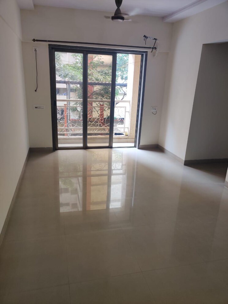 Room, madhav-palacia 2 Bedroom 640 Sq.Ft. Apartment In Ghodbunder Road Thane 8162531