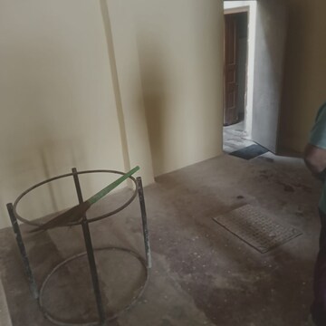Living Room in  Warehouse at Main Road – for Rent