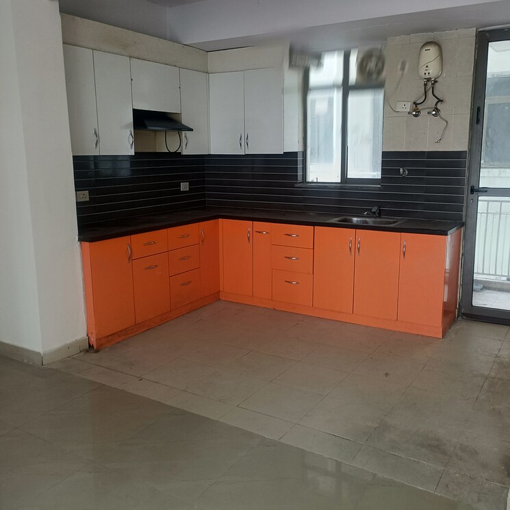 Kitchen, shree-vardhman-victoria 3 Bedroom 1950 Sq.Ft. Apartment In Sector 70 Gurgaon 8162598