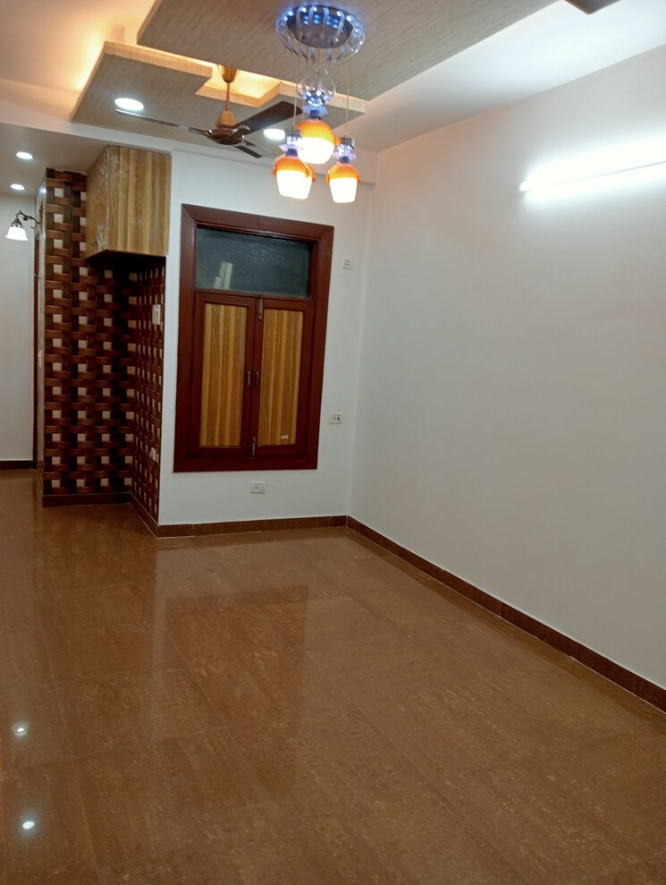 Room, pratap vihar 3 Bedroom 1400 Sq.Ft. Builder Floor In Pratap Vihar Ghaziabad 8162720