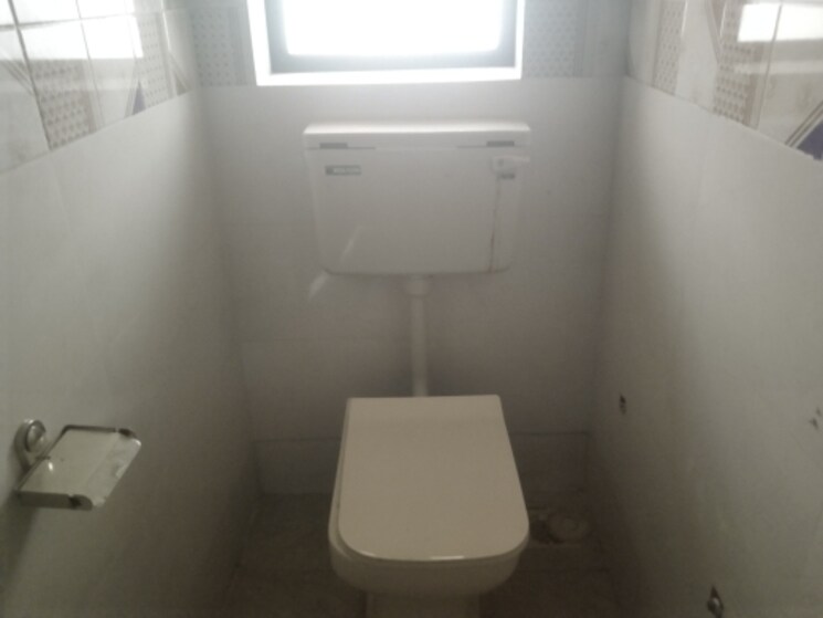 Bathroom, aashna-samadhan 2 Bedroom 600 Sq.Ft. Apartment In Goregaon West Mumbai 8162738