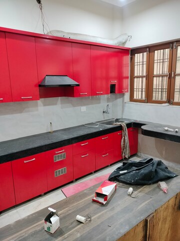 Kitchen in 2 BHK Builder Floor at Gomti Nagar – for Rent