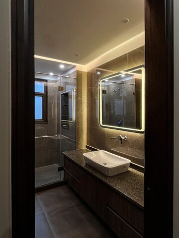 Building Lobby in 3.5 BHK Apartment at Ambience Island, Sector 24 – for Sale