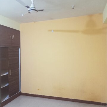 Room in 2 BHK Independent House at Ratu Road – for Rent