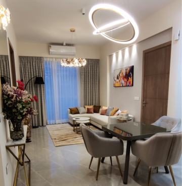 Living Room in 3.5 BHK Builder Floor at M3M Antalya Hills, Sector 79 – for Sale