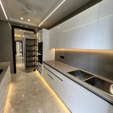 Kitchen in 2 BHK Apartment at Ambience Creacions, Sector 22 – for Rent