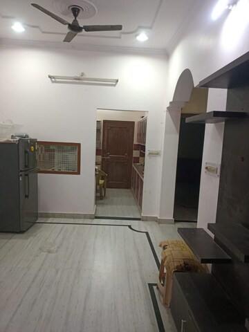 Kitchen in 2.5 BHK Independent House at Gomti Nagar – for Rent
