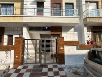 3 BHK Builder Floor For Rent in DLF Vibhuti Khand, Gomti Nagar