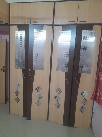 Furnished Amenities in 2 BHK Apartment at Dwarkesh Dham, Borivali West – for Rent