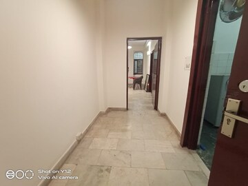 Room in 3 BHK Builder Floor at Greater Kailash I – for Rent