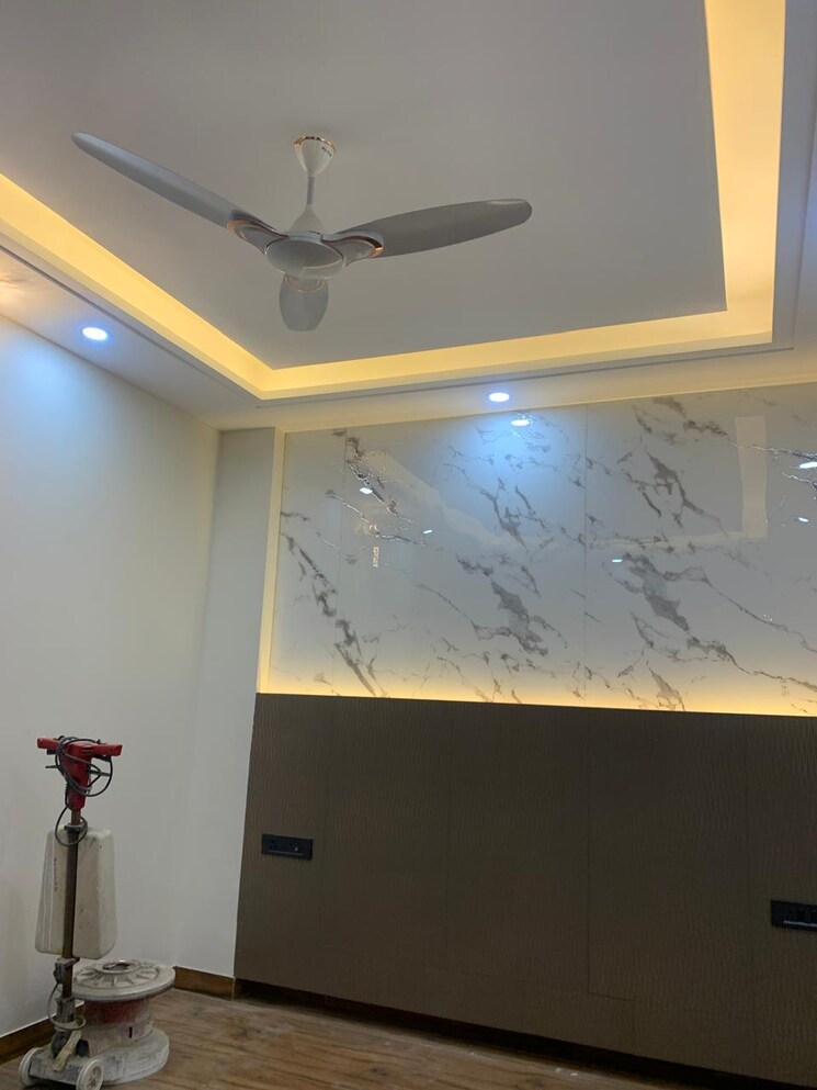 Master Bedroom, ss-mayfield-gardens 4 Bedroom 2700 Sq.Ft. Builder Floor In Sector 51 Gurgaon 8163459