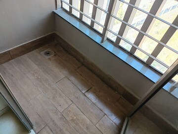 Balcony in 2 BHK Apartment at Kalpataru Paramount, Kapur Bawdi – for Rent