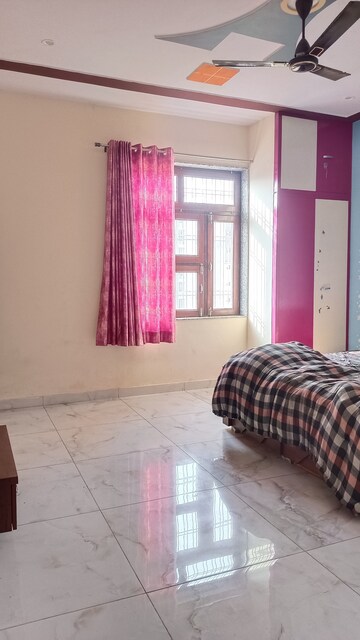 Bedroom in 2 BHK Builder Floor at Jagatpura – for Rent