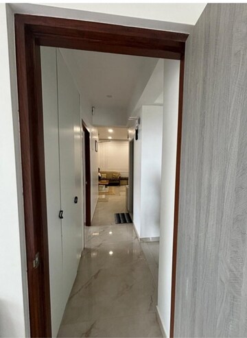 Bathroom in 2 BHK Apartment at Raheja Sherwood, Goregaon East – for Sale