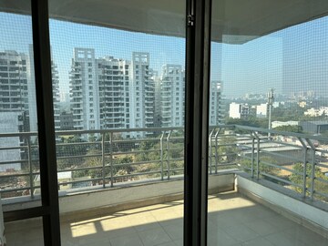 Balcony in 4 BHK Villa at Itc Silverglades Laburnum, Sector 28 – for Sale