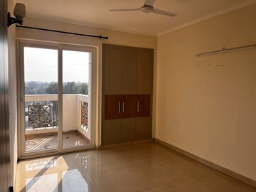 Room in 3 BHK Apartment at Sushma Crescent, Dhakoli Village – for Rent
