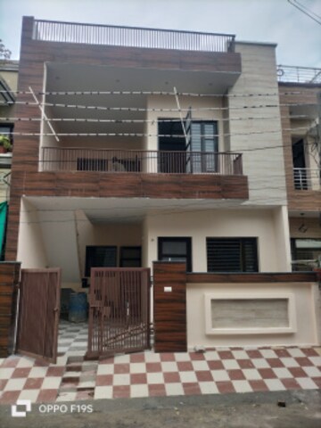 3 BHK Builder Floor For Rent in DLF Vibhuti Khand, Gomti Nagar