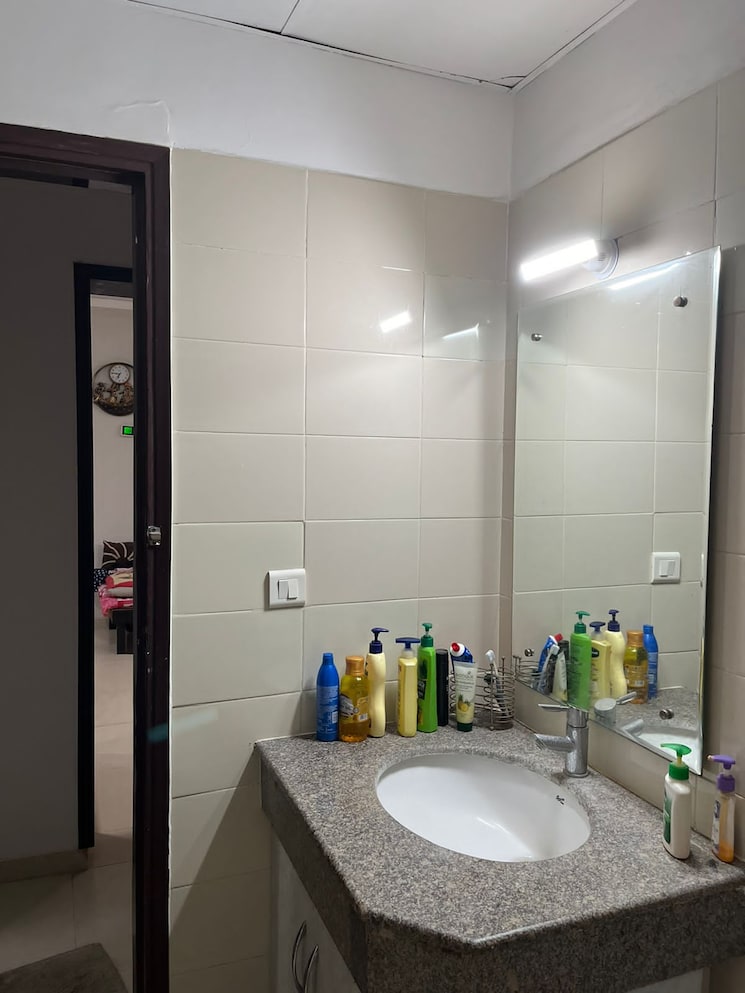 Bathroom, vatika-gurgaon-21 2 Bedroom 1250 Sq.Ft. Apartment In Sector 83 Gurgaon 8163733