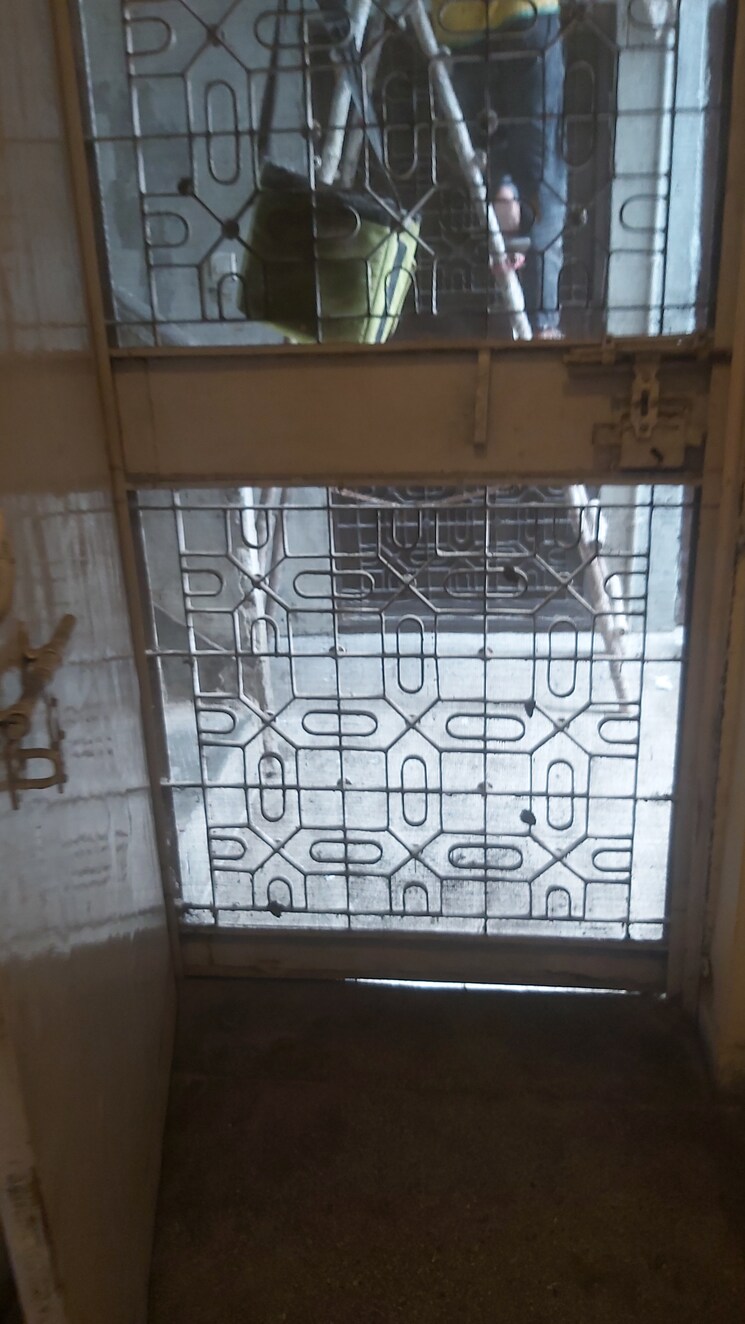 Other, mayur vihar 2.5 Bedroom 1250 Sq.Ft. Apartment In Mayur Vihar Delhi 8163871