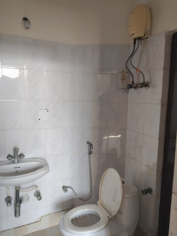 Bathroom in 3 BHK Apartment at Sector 21c – for Rent