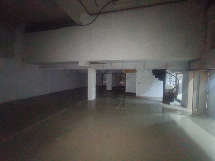  Parking, gopalapuram Commercial Showroom 5200 Sq.Ft. In Gopalapuram Chennai 8163840