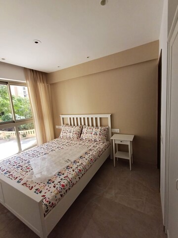 Bedroom in 1 BHK Apartment at Hiranandani Regent Hill, Powai – for Rent