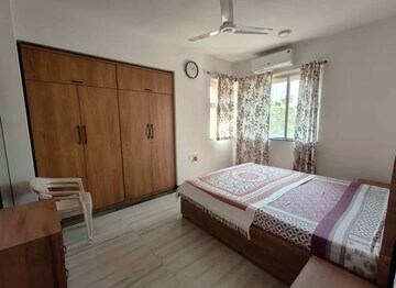 Bedroom in 2 BHK Apartment at Hiranandani Estate, Ghodbunder Road – for Rent