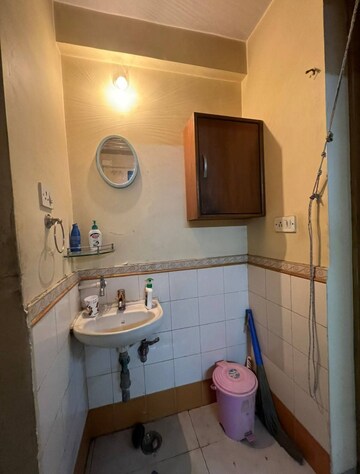 Master Bedroom in 2 BHK Apartment at Lodha Paradise, Majiwada – for Rent