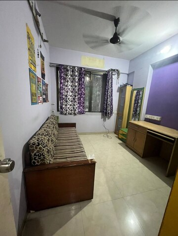 Room in 2 BHK Apartment at Lodha Paradise, Majiwada – for Rent