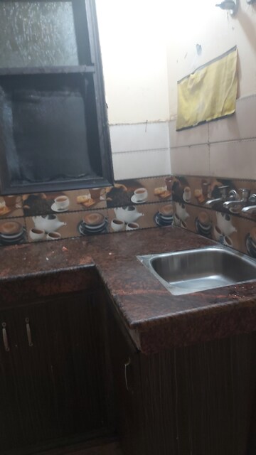 Furnished Amenities in 1 RK Builder Floor at Mayur Vihar – for Rent