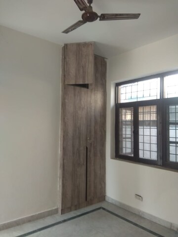 Room in 3 BHK Villa at Gail Society, Pi Greater Noida – for Rent