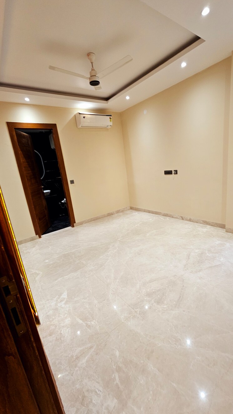 undefined, tarc-ishva 3 Bedroom 1450 Sq.Ft. Builder Floor In Sector 63a Gurgaon 8163963