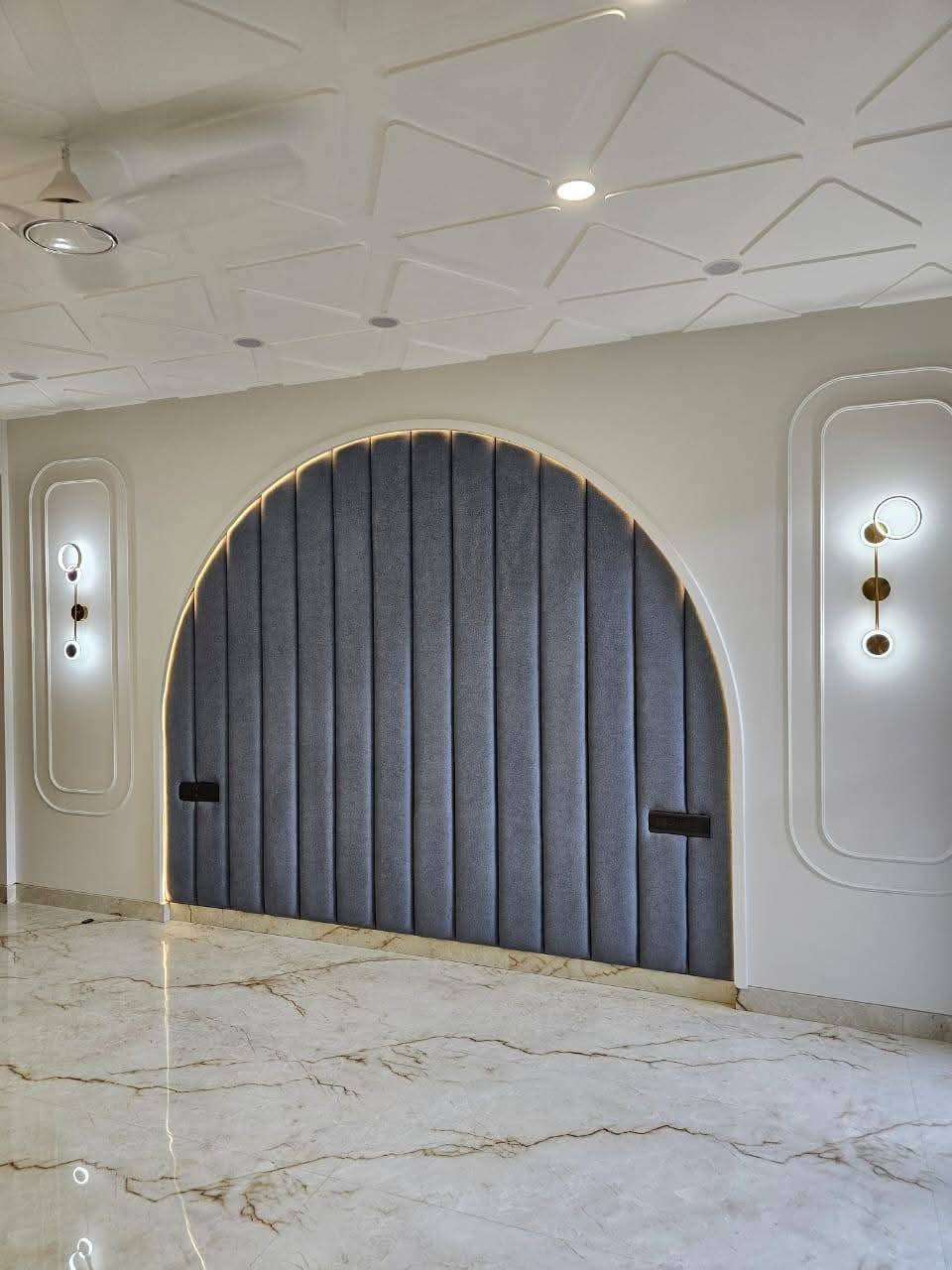 4 BHK + Pooja Room,Servant Room,Study Room Builder Floor For Sale in Paras Trinity