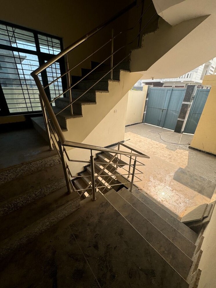 undefined, durga-industrial-park Commercial Warehouse 1200 Sq.Yd. In Site 4 Sahibabad Ghaziabad 8163994