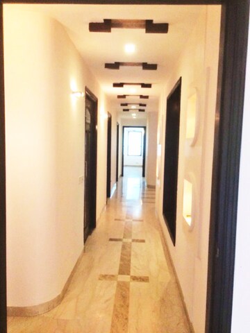 Building Lobby in 4 BHK Builder Floor at Hauz Khas Enclave – for Rent