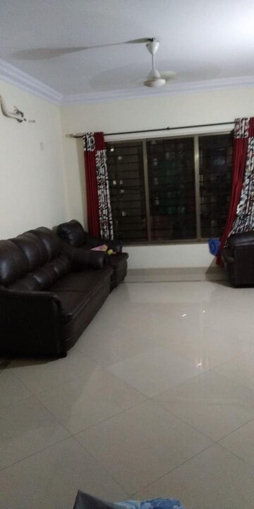 Living Room in 2 BHK Apartment at Raheja Sherwood, Goregaon East – for Rent