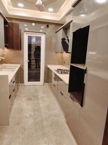 Master Bedroom in 3 BHK Apartment at Kanchanjanga Tower, Sector 56 – for Sale