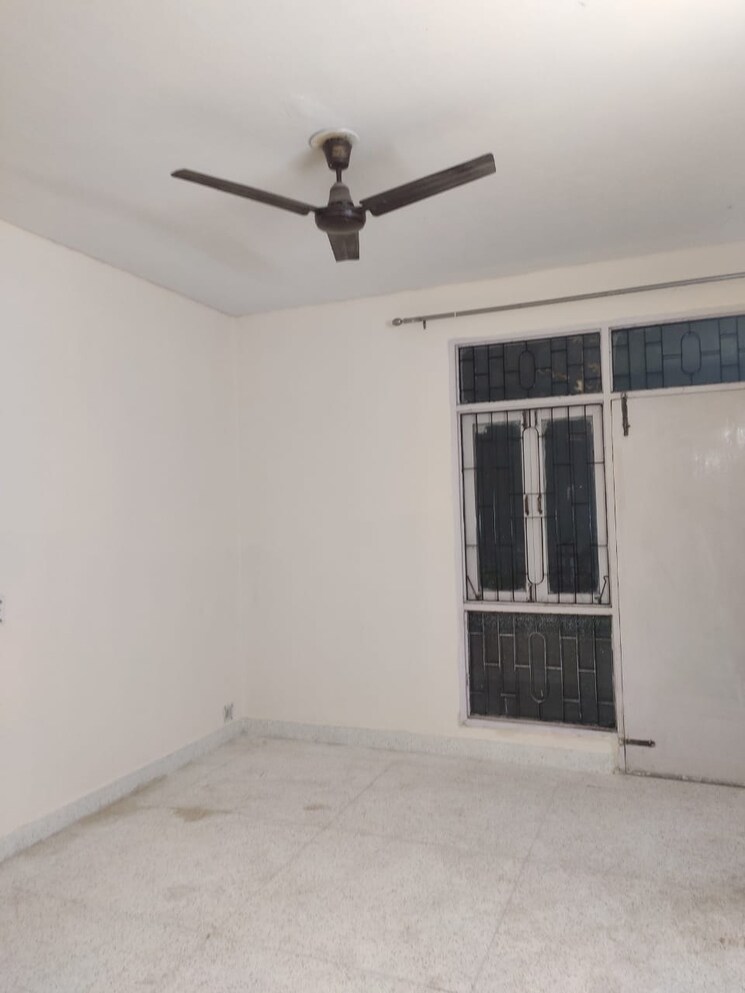 Room, rudra-vigyan-vihar 4 Bedroom 2100 Sq.Ft. Apartment In Sector 56 Gurgaon 8164070