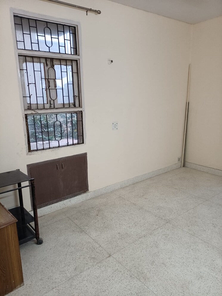 Room, rudra-vigyan-vihar 4 Bedroom 2100 Sq.Ft. Apartment In Sector 56 Gurgaon 8164070