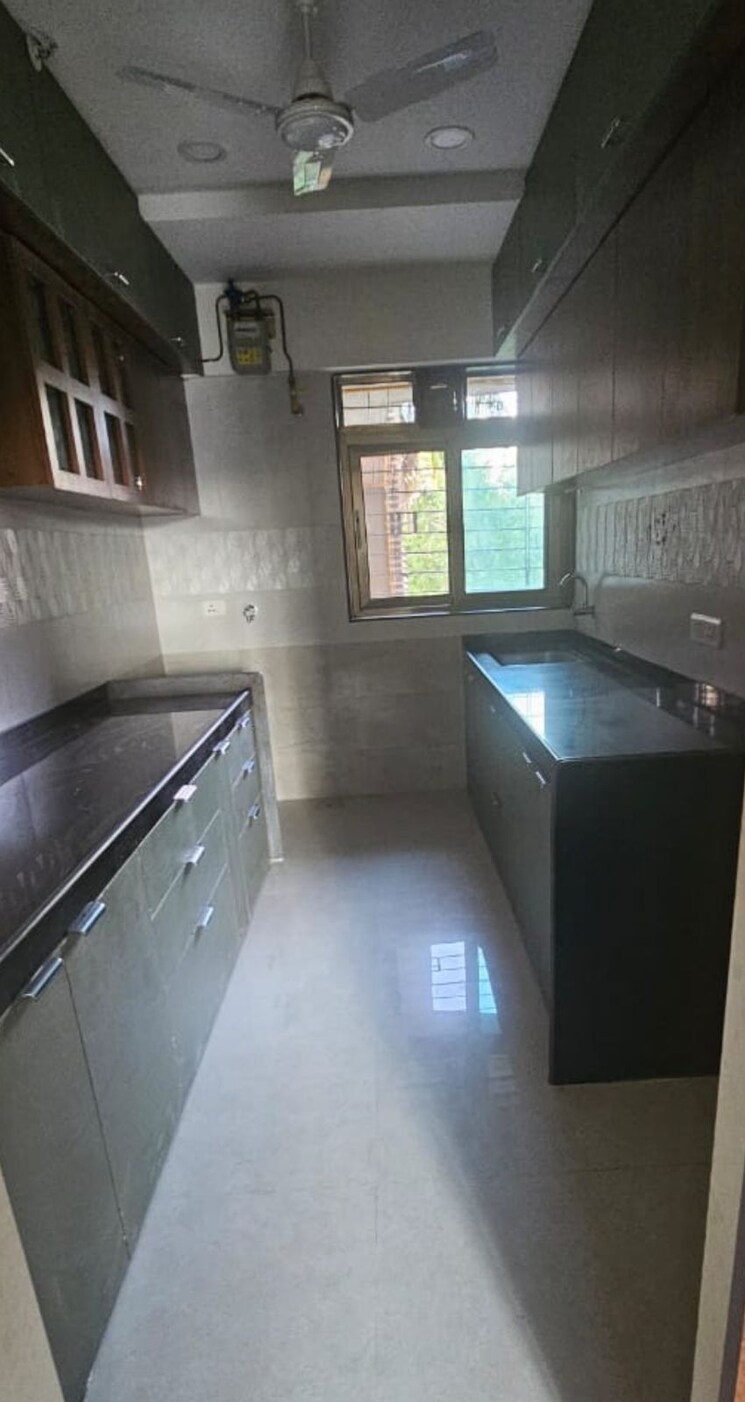 Kitchen, k-raheja-vihar 4 Bedroom 2000 Sq.Ft. Apartment In Powai Mumbai 8164078